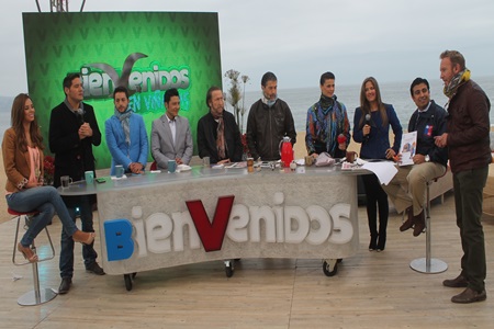 Exitosa campaña de recolección de útiles escolares de la Gobernación de   Marga Marga y Radio Festival reunió más de 550 cuadernos.