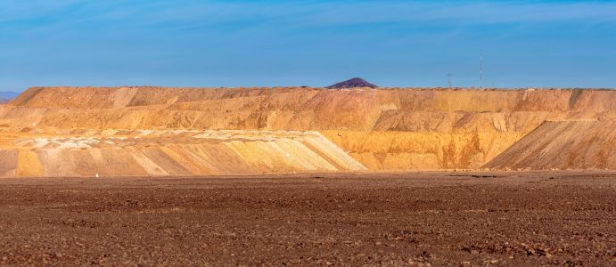 “Tierras raras”: ¿Qué oportunidades tiene Chile más allá de su explotación?