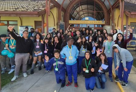 Cesfam Teens: estudiantes de escuelas rurales de Quillota conocieron profesiones del área de la salud.
